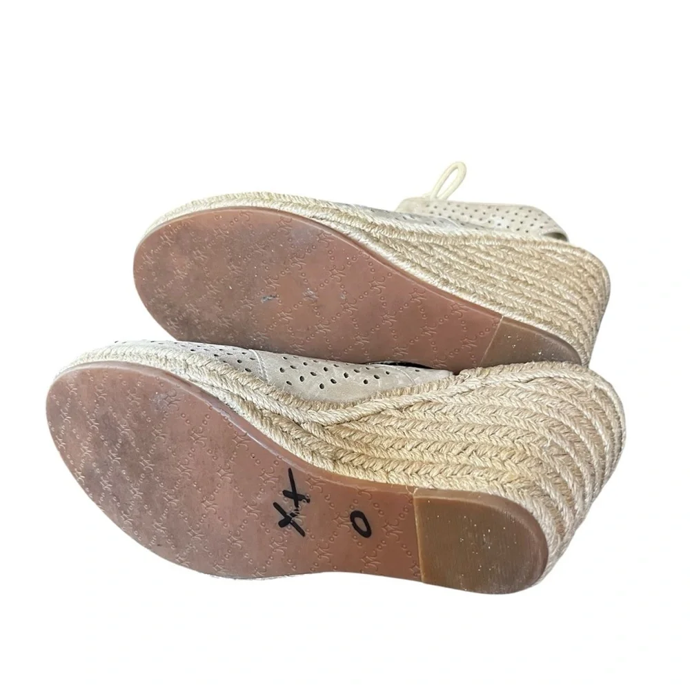 Johnston & Murphy taupe perforated leather wedge espadrille lace up sandals 10